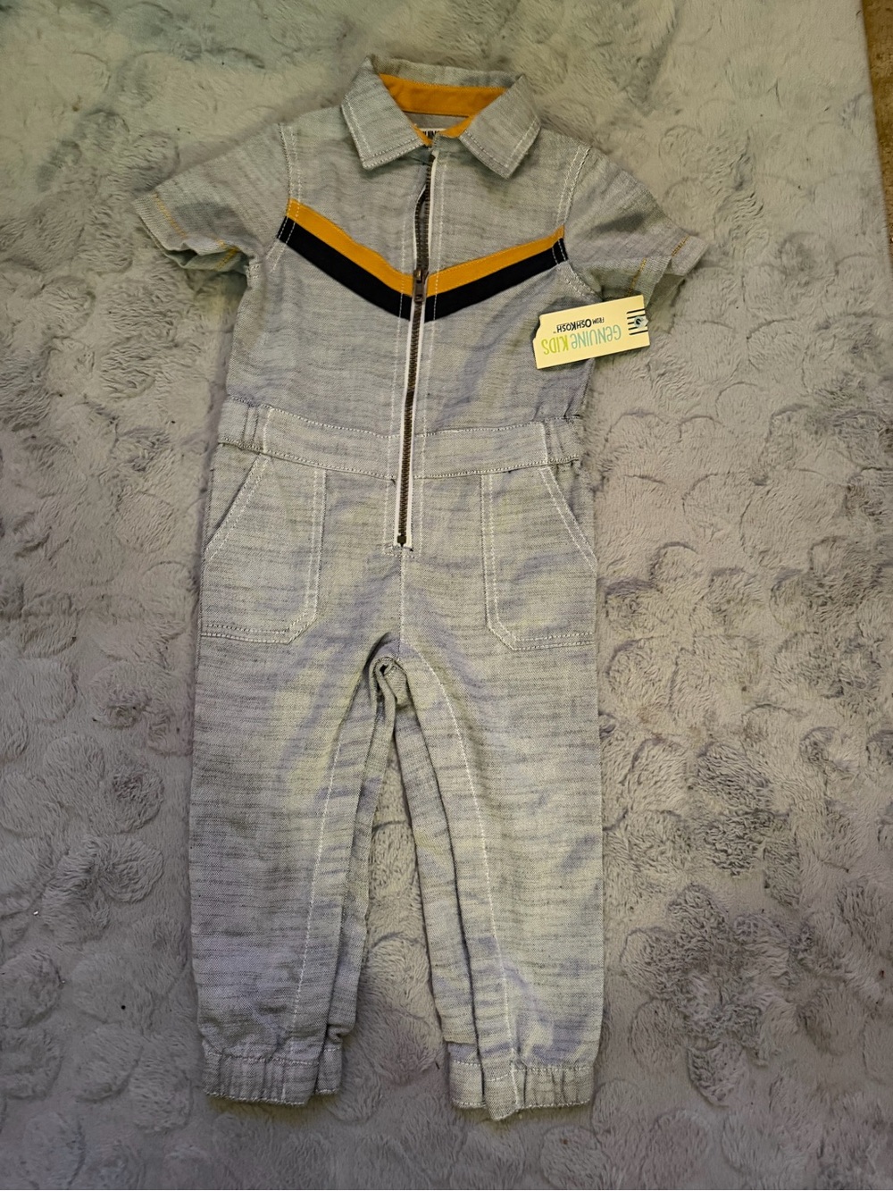 OshKosh B’Gosh boys 2T one piece Zip-Front Kids Romper! New with tags!